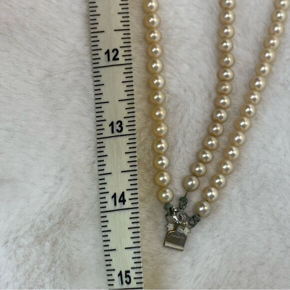 Sarah Coventry Vintage 3 Strand Faux Pearl Necklace - Picture 7 of 9